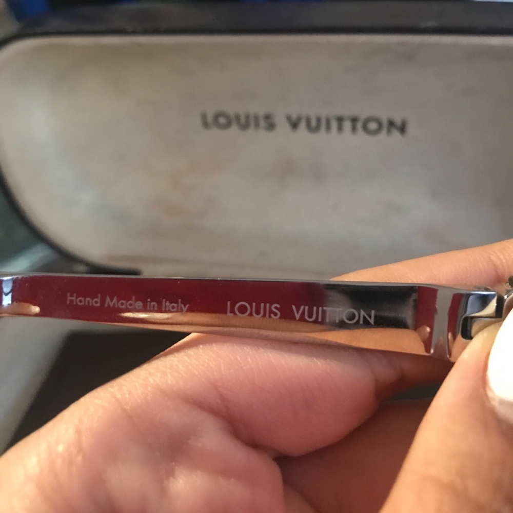 Authentic LV sunglasses - Picture 5 of 8